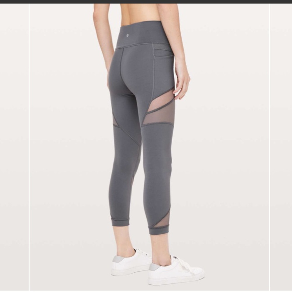 Lululemon Mesh In Motion Crop - Picture 2 of 9